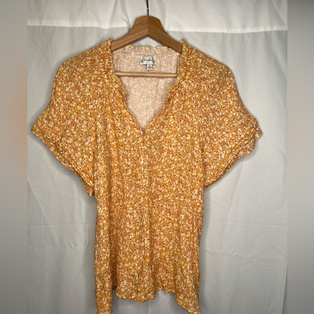 Wonderly textured peasant blouse
